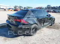 2015 Lexus IS350 photo