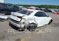 2015 Lexus IS350 фото