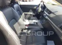 2015 Lexus CT200 photo