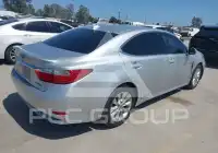 2015 Lexus ES300 photo
