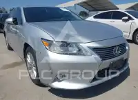 2015 Lexus ES300 photo