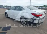 2015 Lexus ES300 photo