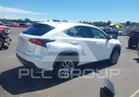 2015 Lexus NX200T фото