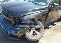 2015 RAM 1500 photo
