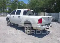 2015 RAM 1500 photo