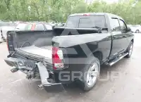 2015 RAM 1500 photo