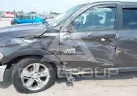 2015 RAM 1500 photo