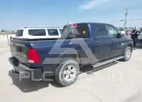 2015 RAM 1500 photo