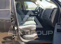 2015 RAM 1500 photo
