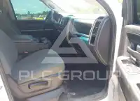 2015 RAM 1500 photo