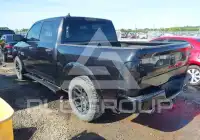 2015 RAM 1500 фото