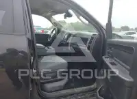 2015 RAM 1500 photo