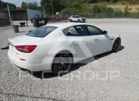 2015 Maserati QUATTROPORTE фото