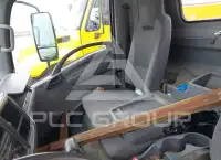 2015 Isuzu NPR photo
