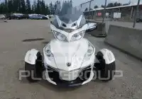 2015 Can-AM SPYDER photo