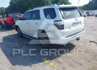 2015 Toyota 4 RUNNER photo