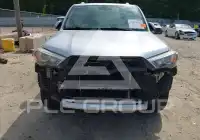 2015 Toyota 4 RUNNER photo