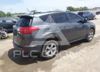 2015 Toyota RAV4 фото