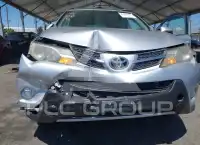 2015 Toyota RAV4 photo