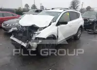 2015 Toyota RAV4 фото