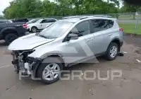 2015 Toyota RAV4 photo
