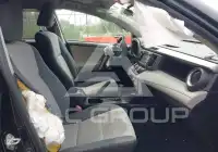 2015 Toyota RAV4 photo