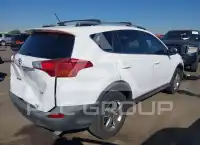 2015 Toyota RAV4 photo