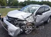 2015 Toyota RAV4 фото