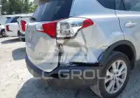 2015 Toyota RAV4 фото