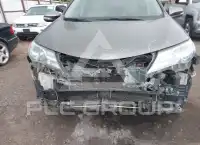 2015 Toyota RAV4 фото