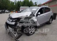 2015 Toyota RAV4 фото