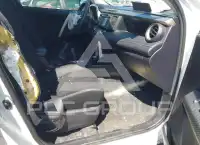 2015 Toyota RAV4 фото