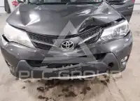 2015 Toyota RAV4 фото