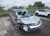 2015 Toyota RAV4 photo