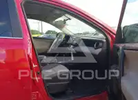 2015 Toyota RAV4 фото