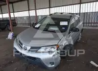 2015 Toyota RAV4 фото