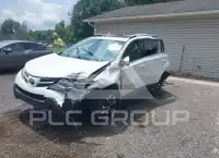 2015 Toyota RAV4 фото