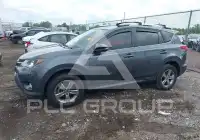 2015 Toyota RAV4 фото