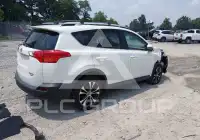 2015 Toyota RAV4 фото