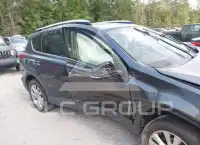 2015 Toyota RAV4 фото
