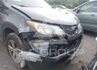 2015 Toyota RAV4 фото