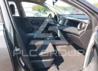 2015 Toyota RAV4 фото