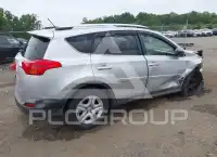 2015 Toyota RAV4 фото