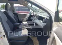 2015 Toyota RAV4 фото