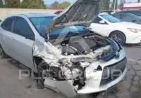 2015 Toyota COROLLA фото