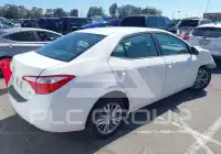 2015 Toyota COROLLA фото