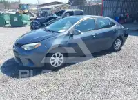 2015 Toyota COROLLA фото
