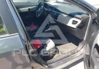 2015 Toyota COROLLA фото