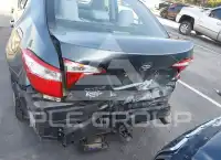 2015 Toyota COROLLA фото