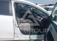 2015 Toyota COROLLA фото